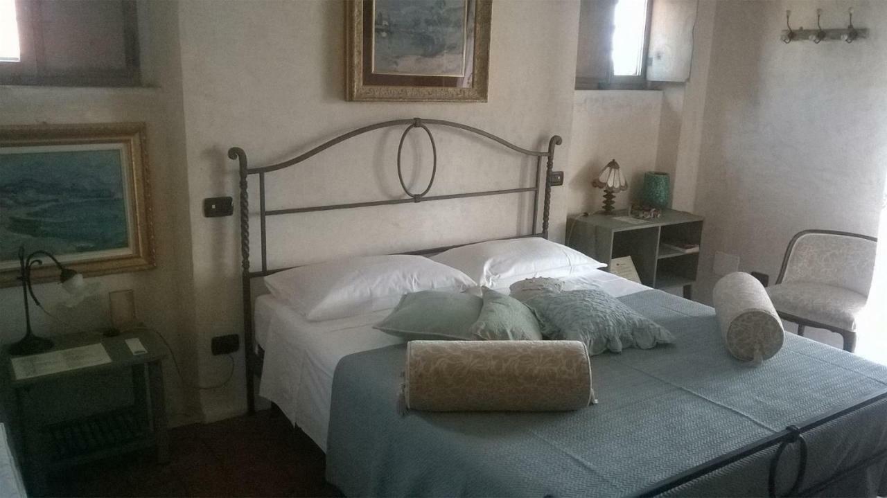 Bed And Breakfast Posserle Паденге-суль-Гарда Экстерьер фото